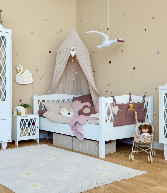 Kidsroom With Beige, Purple &amp; Mauve Decor