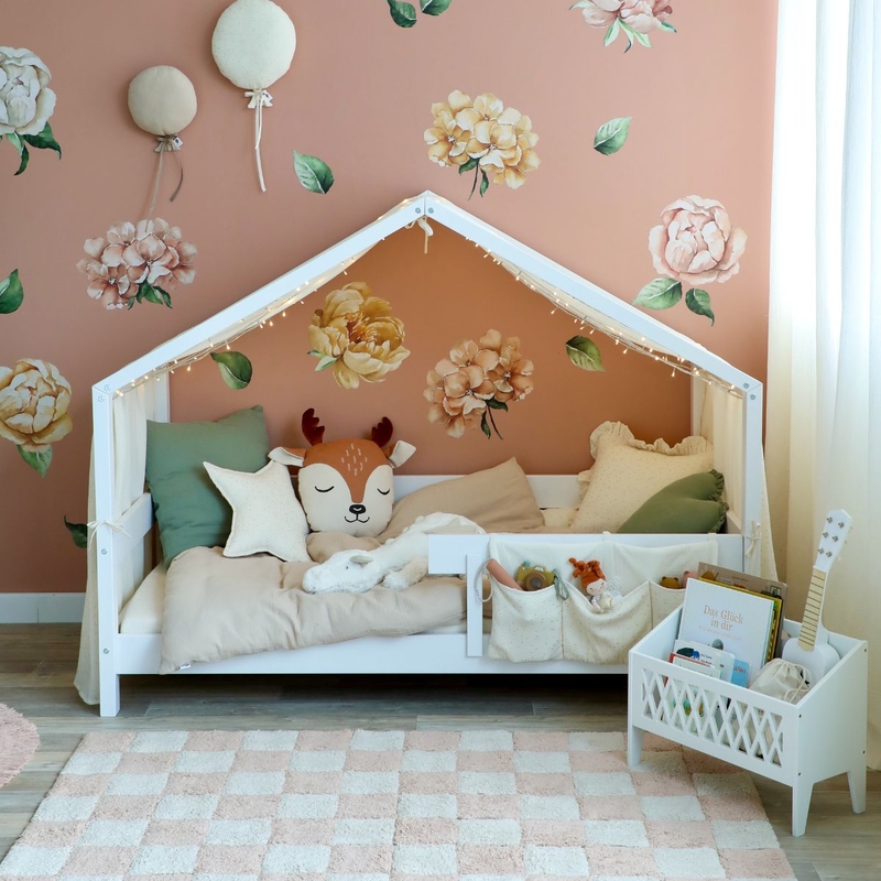 Kidsroom With Flowers Wall Stickers