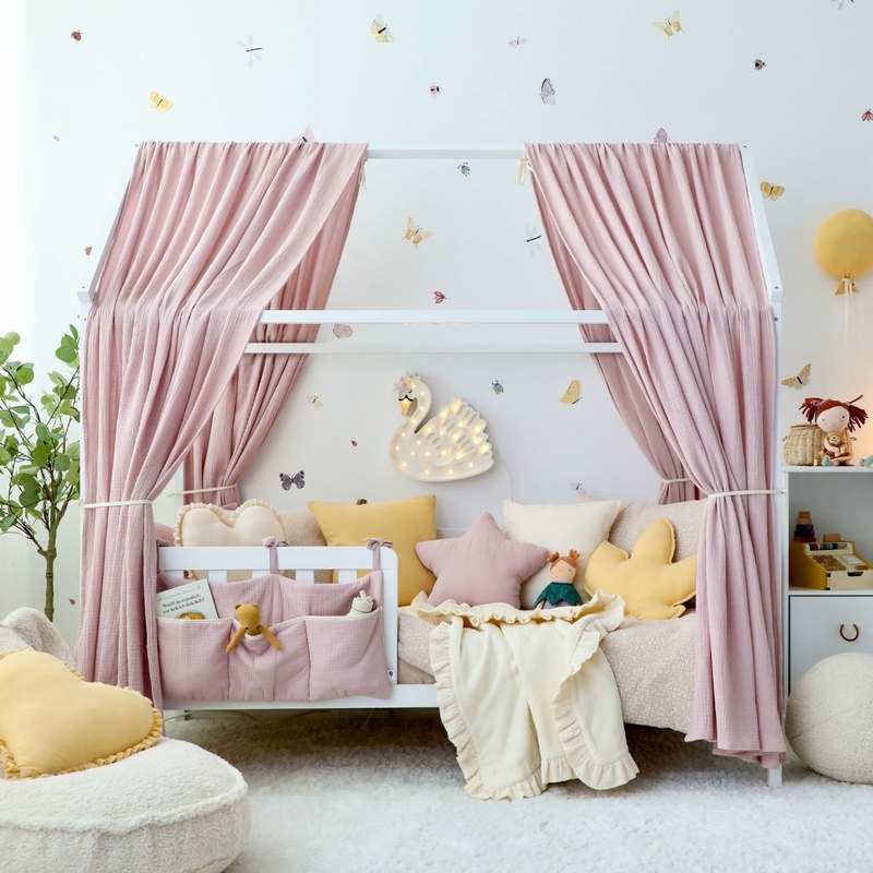 Kidsroom With White House Bed &amp; Purple Bedding