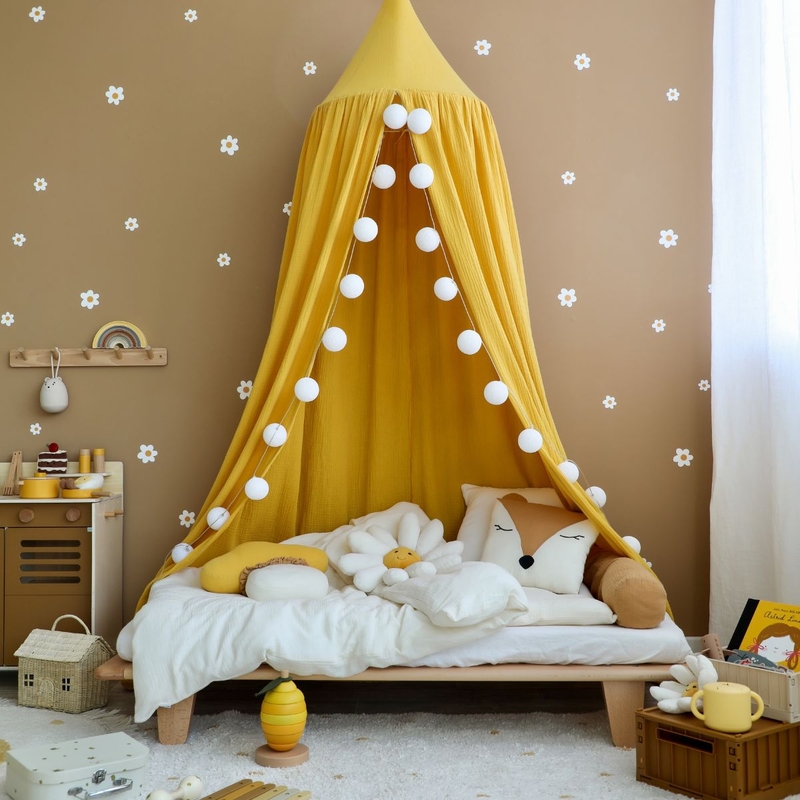 Kidsroom With Mustard Decor &amp; Flowers