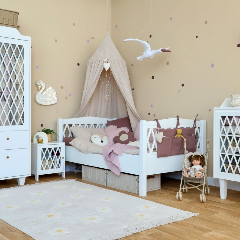 Kidsroom With Beige, Purple &amp; Mauve Decor