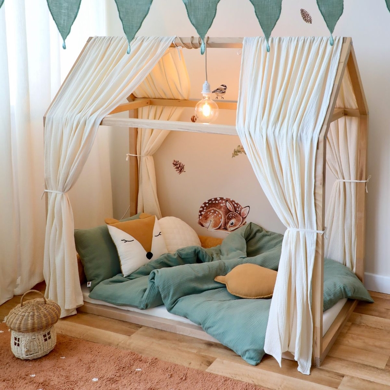 Kidsroom With House Bed &amp; Forest Decor