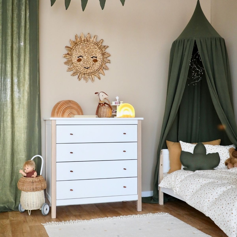 Kidsroom With Beige &amp; Dark Green Decor